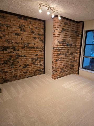 Building Photo - 2015 Warnford Pl