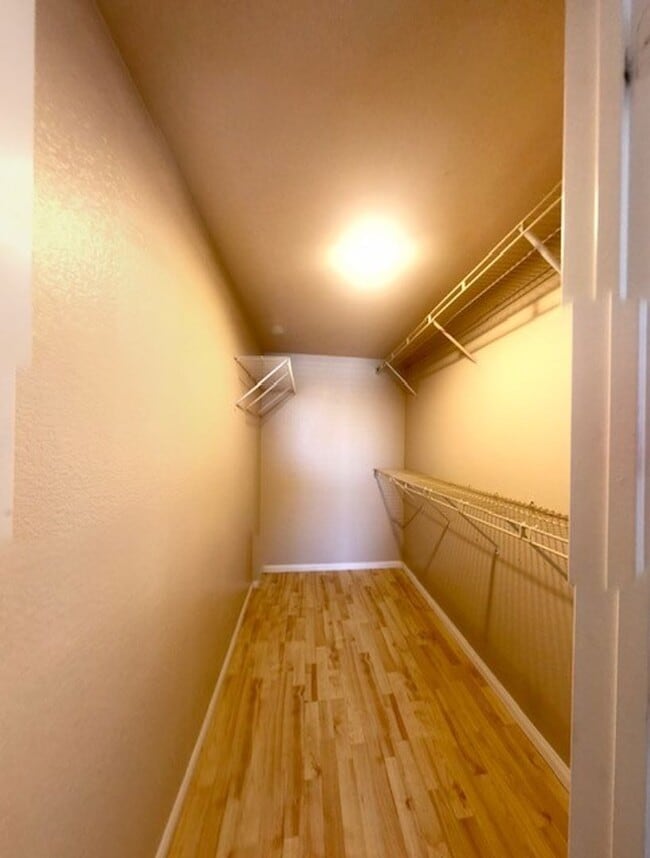 Building Photo - 1 Bedroom Condo located in Gated Community of Copper Palms!