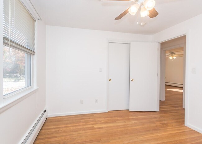 Building Photo - 59 Hobbs Brook Rd