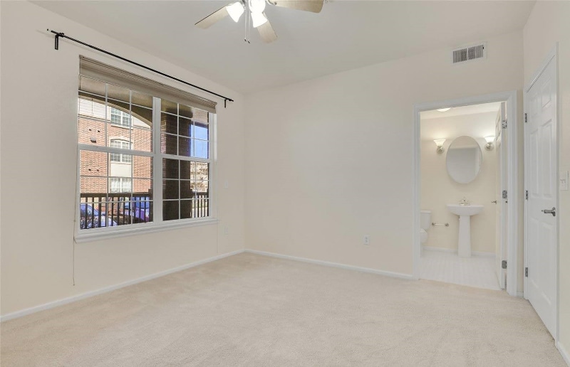 Building Photo - 3875 S Dayton St