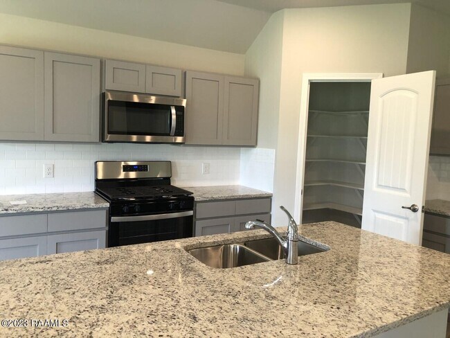 Building Photo - 109 Abbeywood Ct