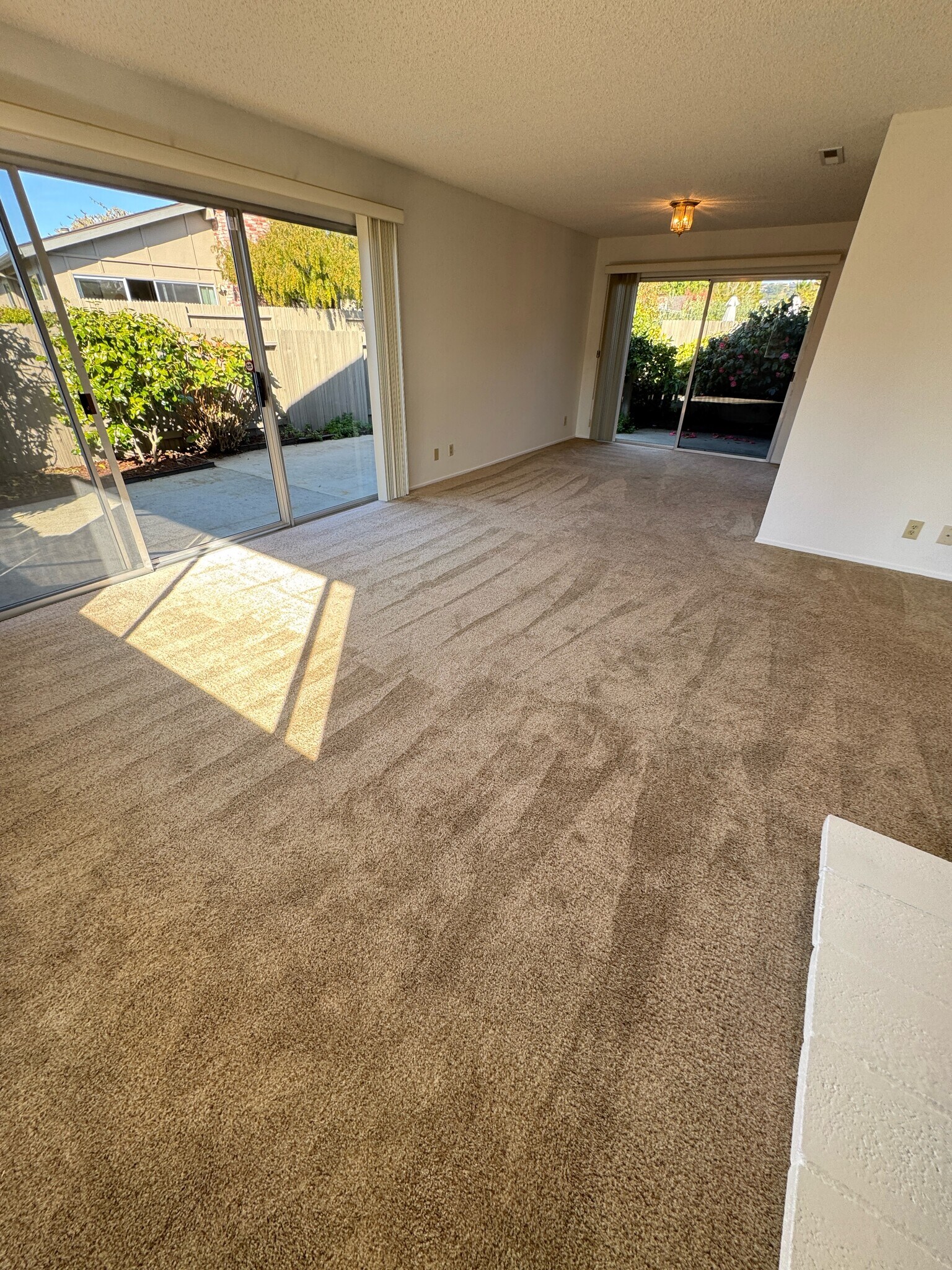 Building Photo - 140 Paseo Farrallon