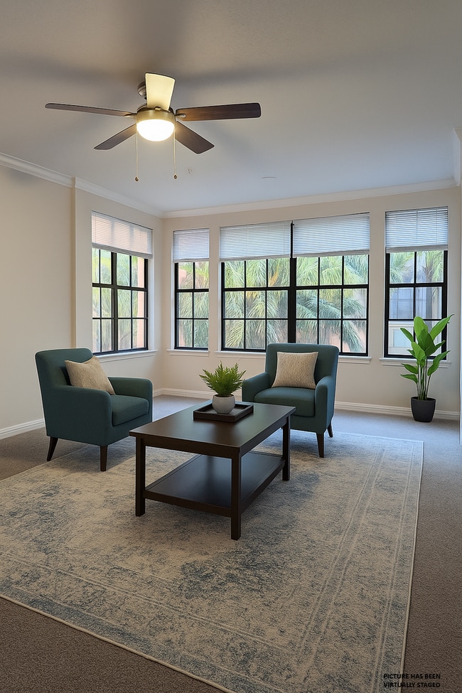 Building Photo - 1x1 A2 Spacious Sunroom: 642 Square feet f...