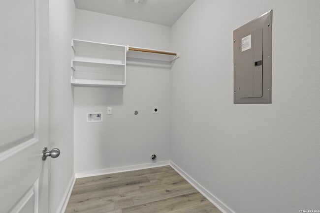 Building Photo - 4837 Park Gln