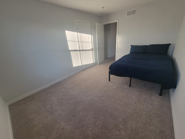 Building Photo - 131 Natalie Ln