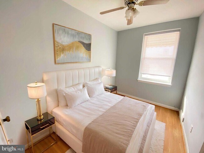 Building Photo - 6330 Leonard St