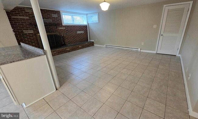 Building Photo - 4400 4th St