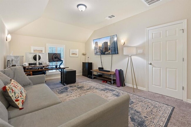 Building Photo - 2634 Plantation Dr