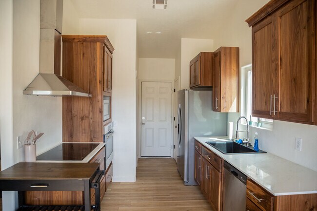 Building Photo - 337 N 3510 W