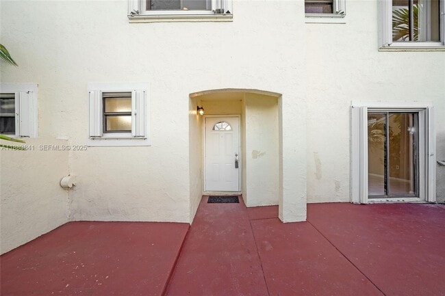 Building Photo - 3208 San Remo Cir