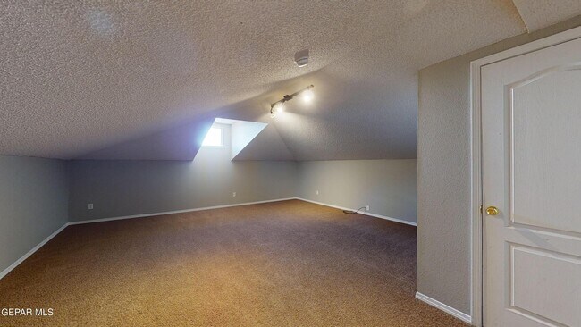 Building Photo - 12231 Tierra Baja Way