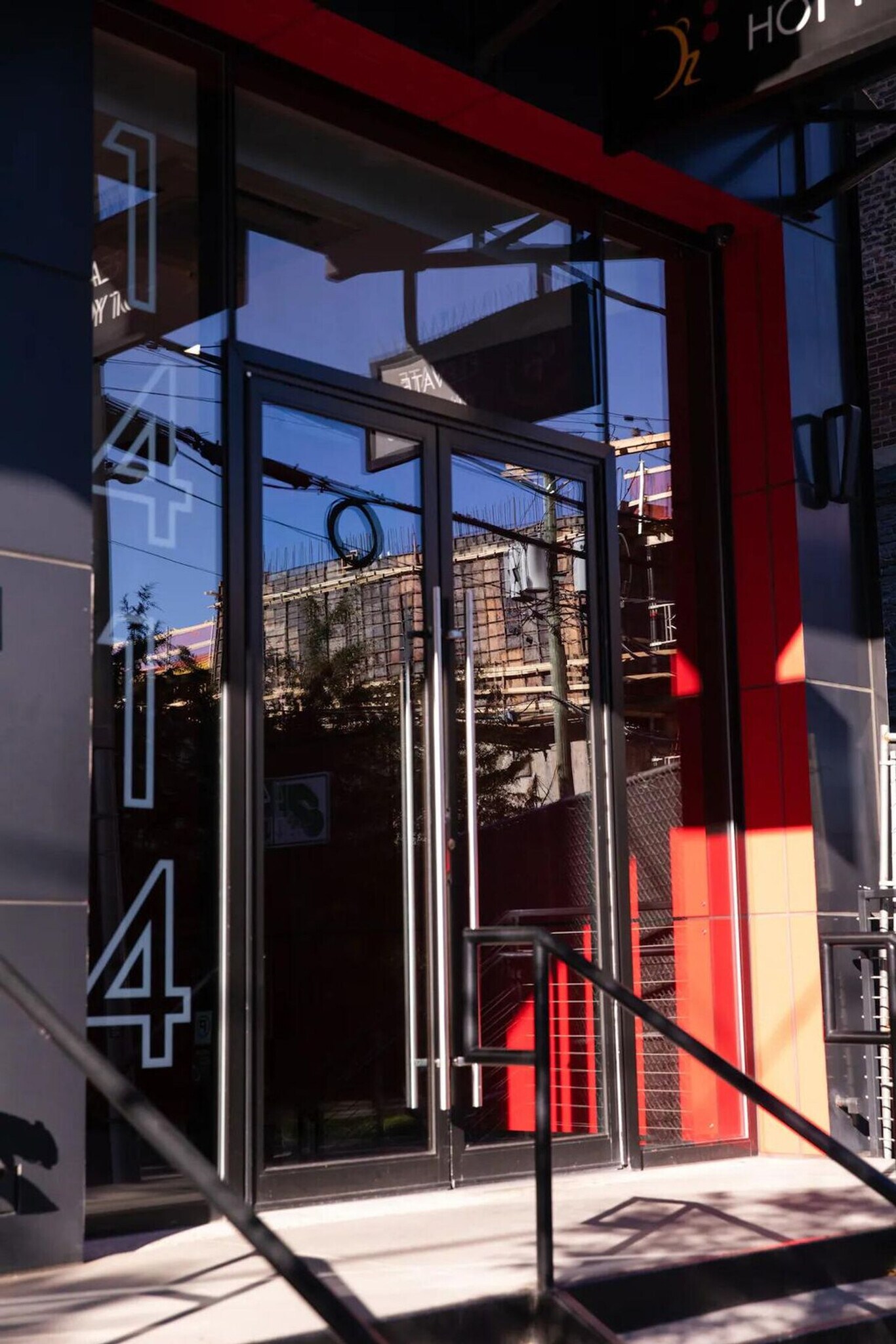 Building Photo - 451 15th St