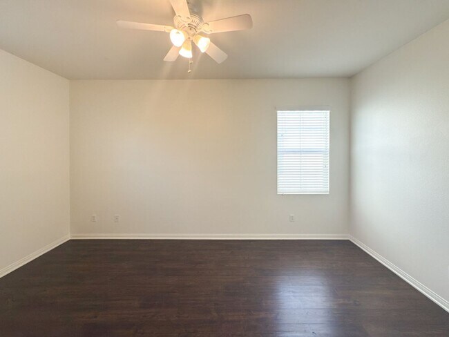 Building Photo - ~Temecula's Wolf Creek Community~ Beautifu...