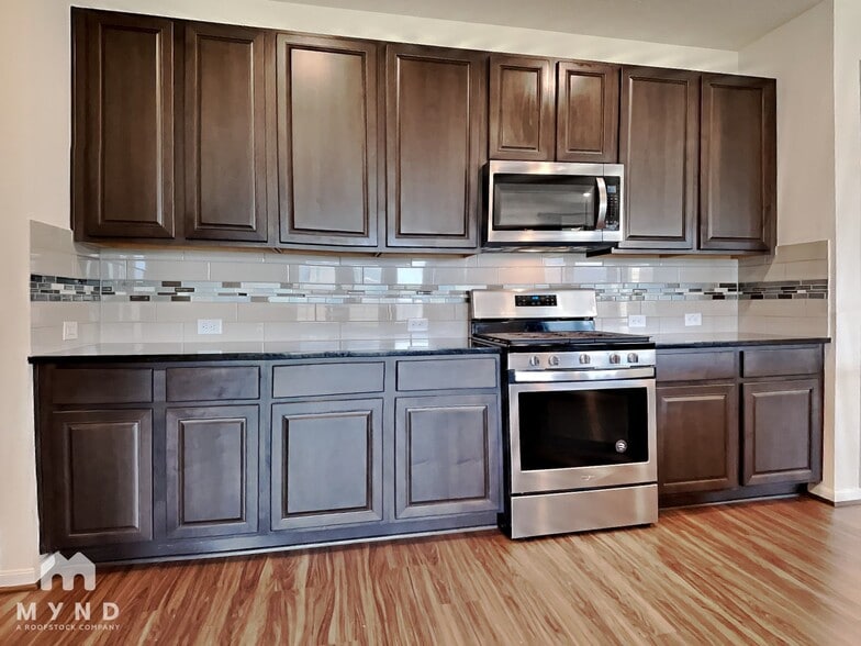 Building Photo - 1706 Claire Creek Ct