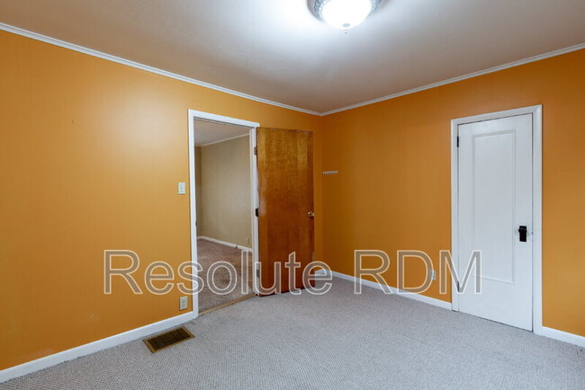 Building Photo - 1644 N Centennial St