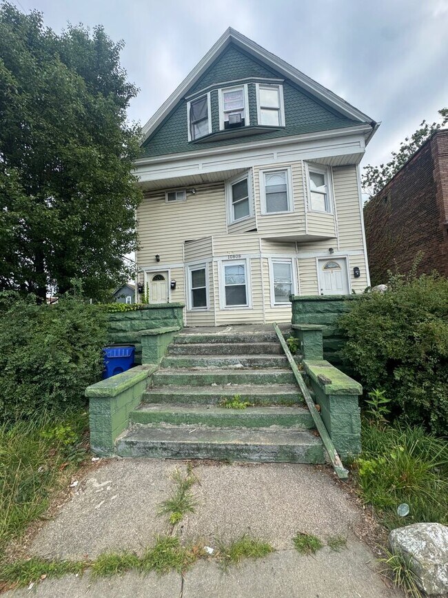 Building Photo - 10808 St Clair Ave.