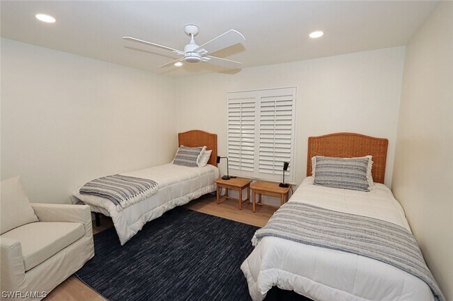 Building Photo - 3331 Riverpark Ct