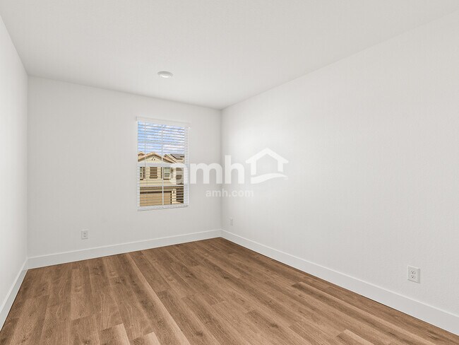 Building Photo - 5842 Fly Fisher St