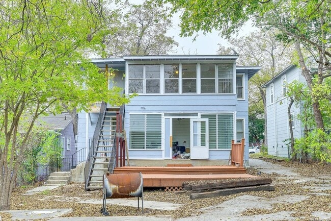 Building Photo - 332 Natalen Ave