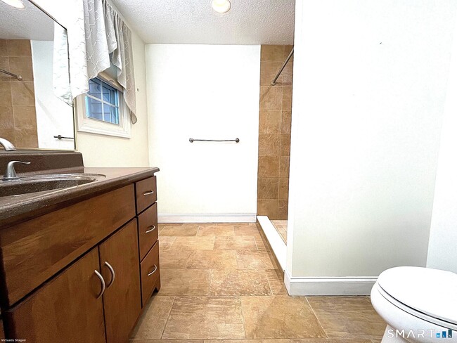 Building Photo - 24 Thorne Rd