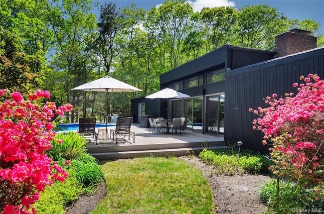 Building Photo - 24 N Quarter Rd