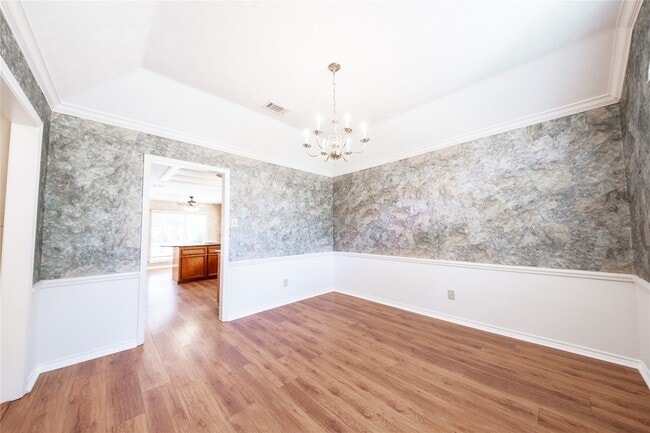 Building Photo - 9107 Pine Stream Ct