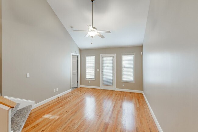 Building Photo - 115 Noel Cove Cir