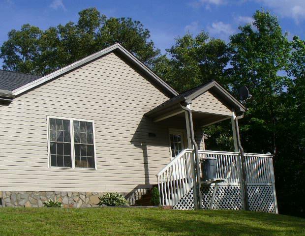 Building Photo - 19 Hedgestone Ln