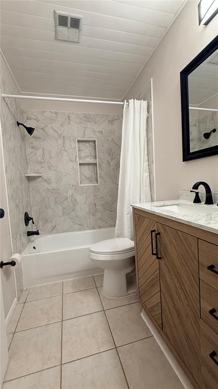 Building Photo - 7846 Royal Hart Dr