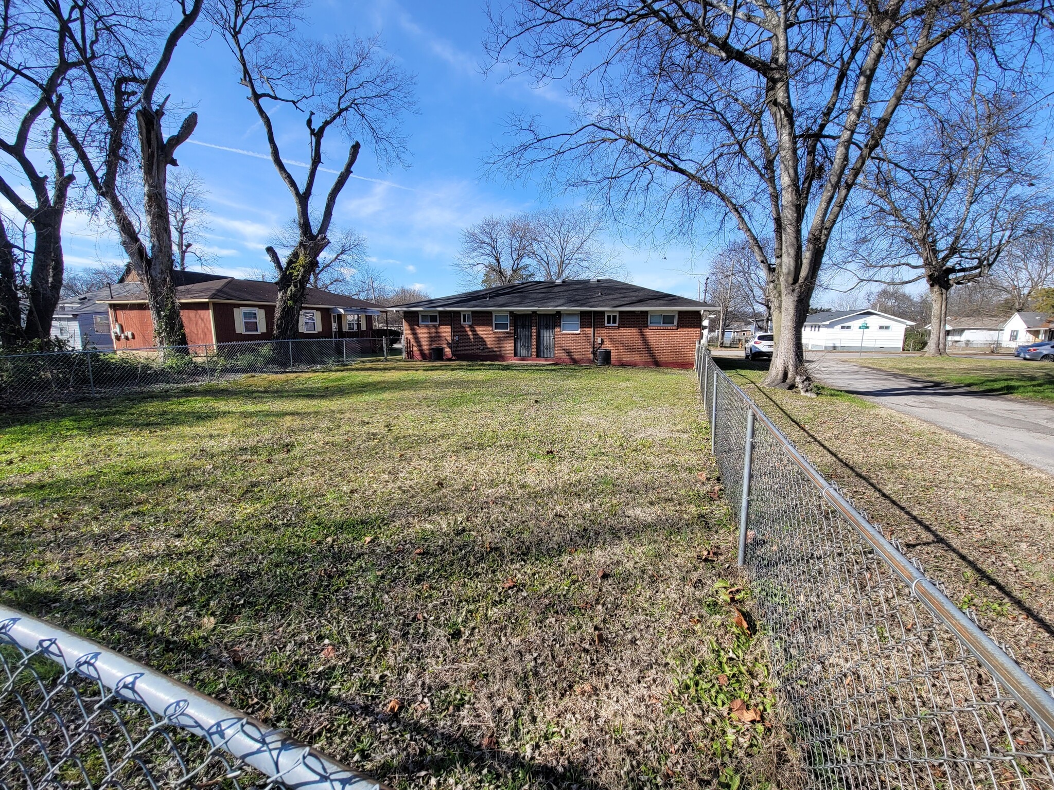 Building Photo - 612 N Kelly St