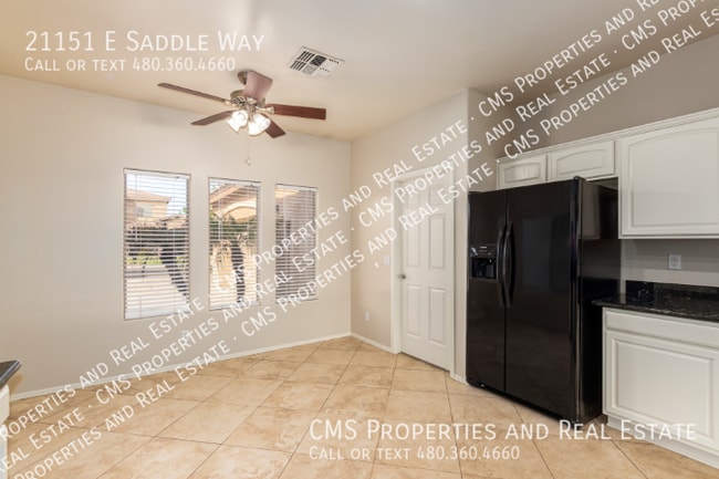 Building Photo - 21151 E Saddle Way
