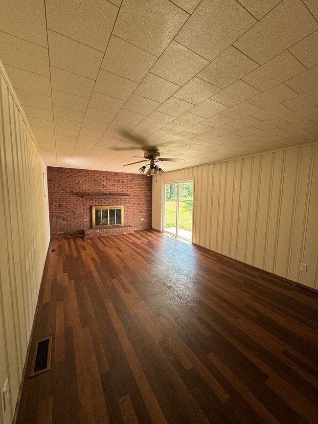 Building Photo - North Hall Ranch Home