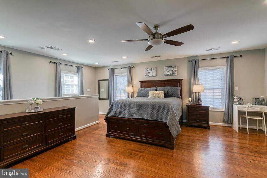 Building Photo - 1206 Riggs Ct