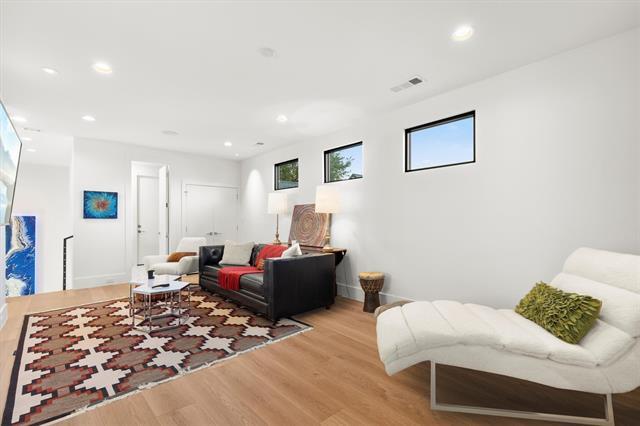 Building Photo - 3771 Almazan Dr