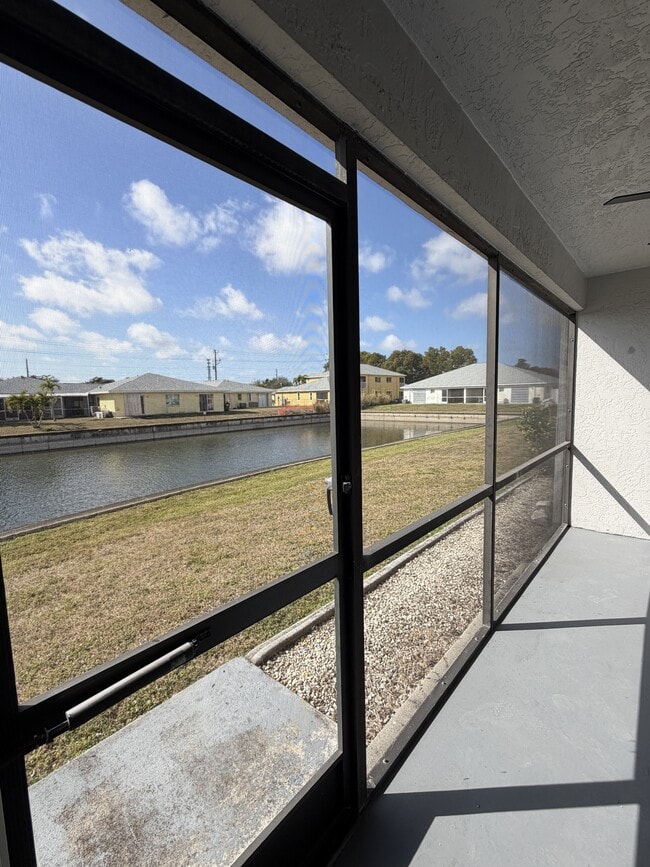 Building Photo - 1248 SE 7th St