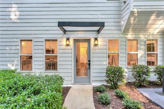 Building Photo - 3882 The Ascent NE