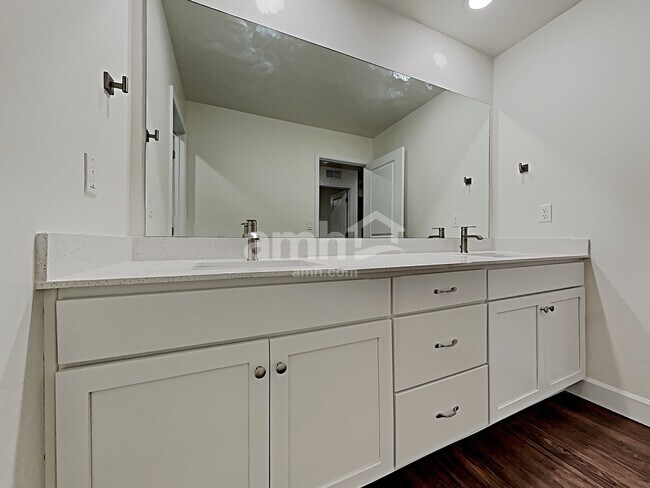 Building Photo - 9446 W Hiden Stream St