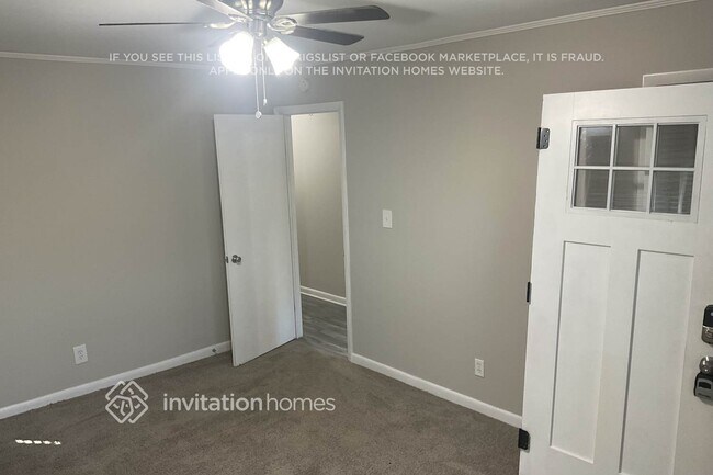 Building Photo - 3697 Glen Falls Dr