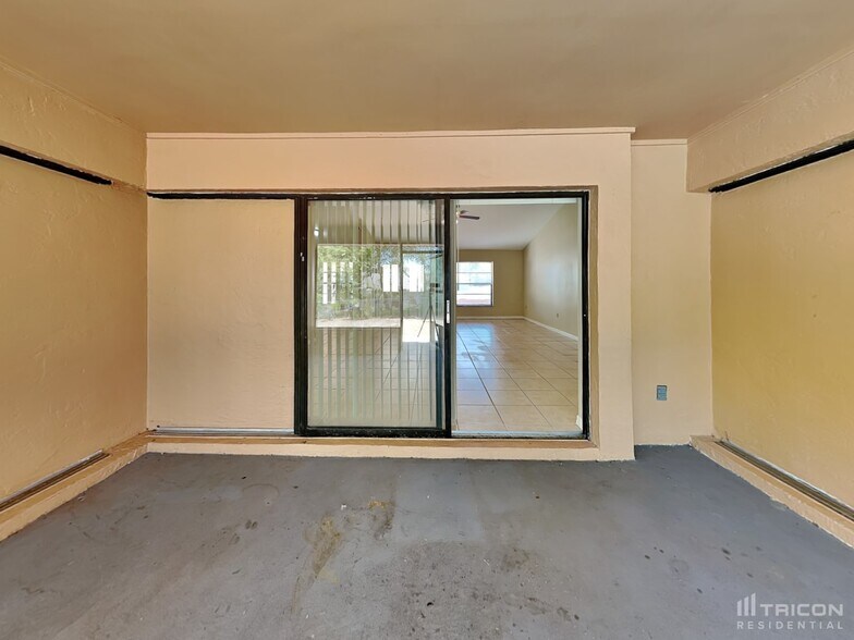 Building Photo - 11243 Homeway St