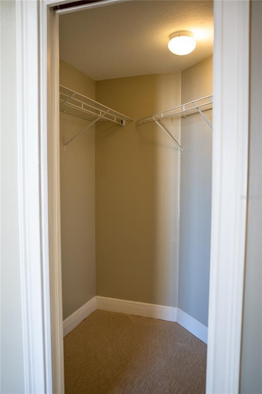 Building Photo - 1 Beach Dr SE