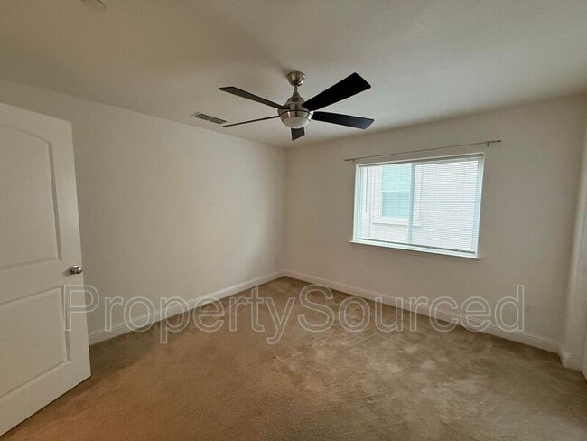 Building Photo - 656 Open Range Ave