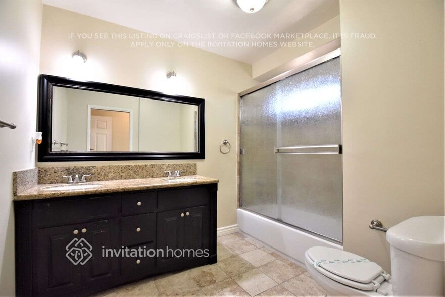 Building Photo - 10609 S 7th Ave