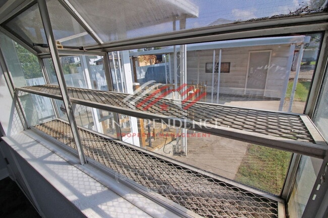 Building Photo - 78 Notre Dame Ave