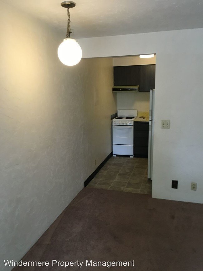 Building Photo - 3422 Northwest Ave