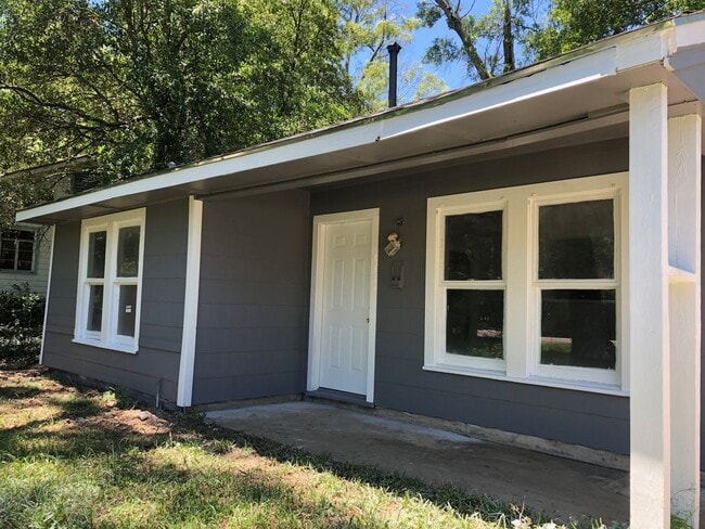 Primary Photo - Gorgeous all renovated Home in Beaumont, TX!