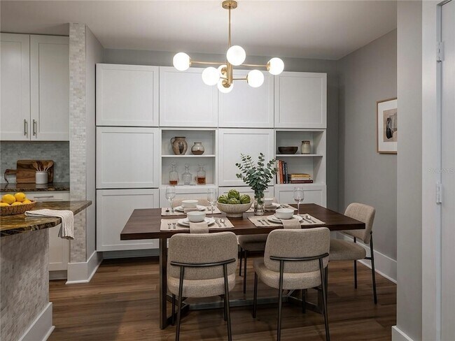 Building Photo - 1400 Gandy Blvd N