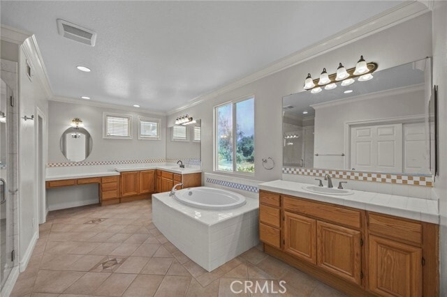 Building Photo - 5050 Stone Ridge Dr