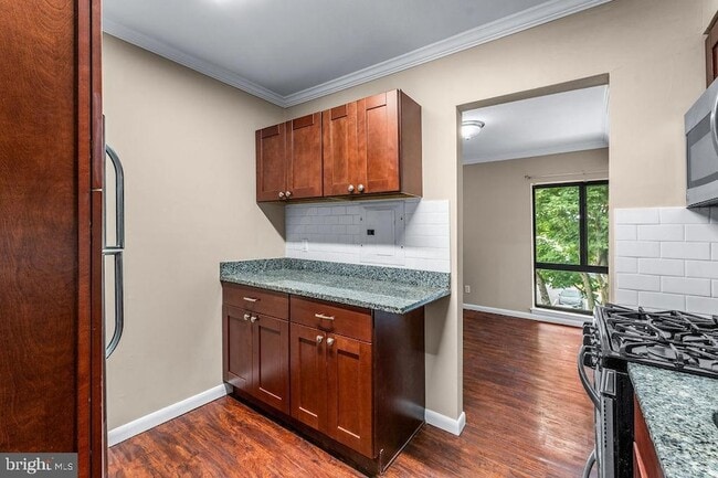Building Photo - 6099 Majors Ln
