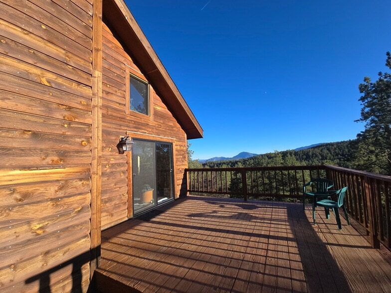 Building Photo - 11 Sun Way