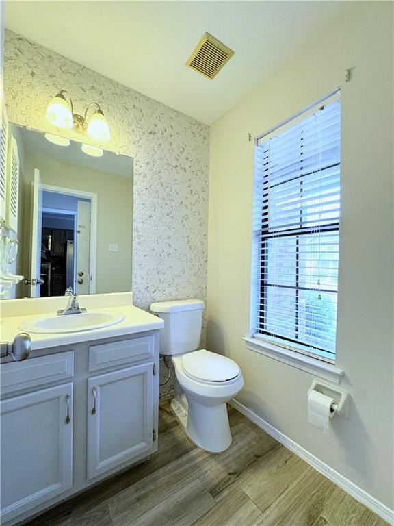 Building Photo - 5900 Grelot Rd